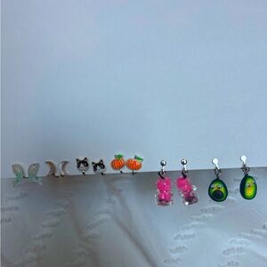 Bundle: 6 Pairs (!) Claire’s Clip-on Earrings